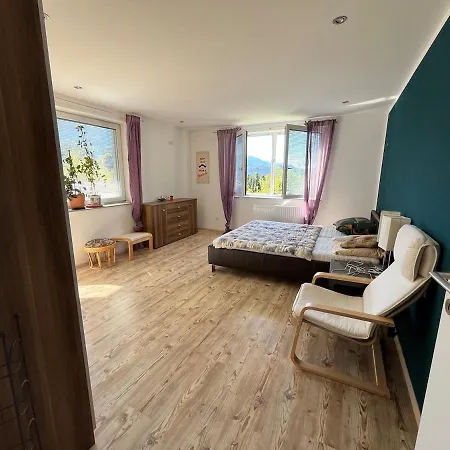 Apartment Am Faaker Latschach ober dem Faakersee